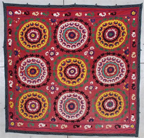 #7124 Uzbek Suzanni Handmade Embroidery - ANTIQUE ORIENTAL RUGS