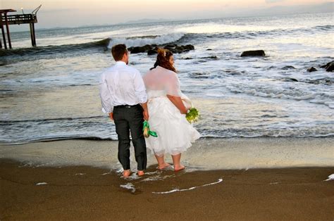 Costa Rican wedding | Kelly green weddings, Green wedding, Wedding ...