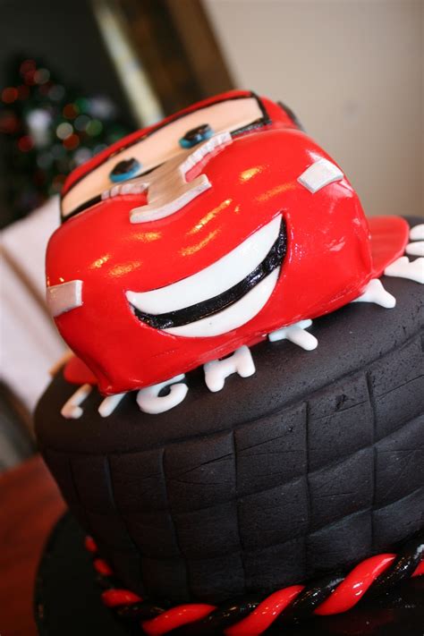 Lightning Mcqueen Cars Cake - CakeCentral.com