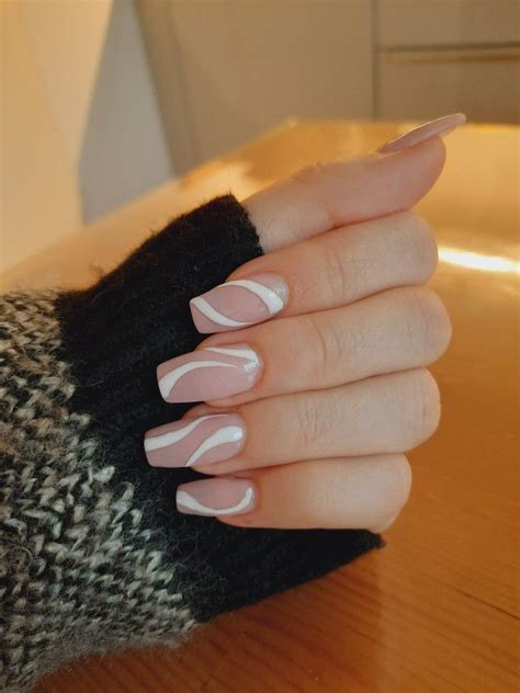 Natural nails with wavy white lines | Lines on nails, Line nail designs ...