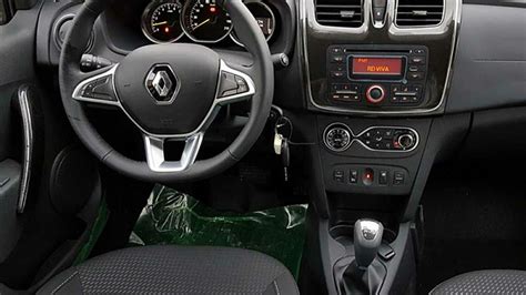 Third generation Renault Symbol cabin revealed - CarWale