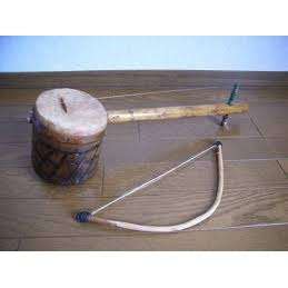 KENYAN AFRICAN LUO TRADITIONAL INSTRUMENT orutu, OTHERS for sale on groovecollector.com