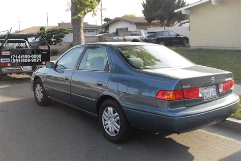 2001 Toyota camry le specs