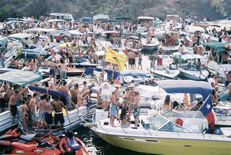 Party on Lake Havasu - Neil Abramson photo and film