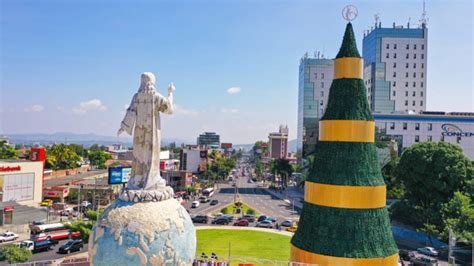 El árbol navideño del Salvador del Mundo será inaugurado en un Live por ...