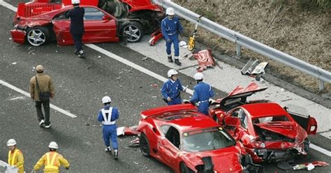 Supercar crash destroys 8 Ferraris in Japan