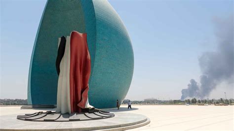 Al Shaheed Monument Baghdad | Rocky Road Travel | Iraq Travel