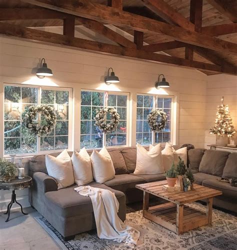 Pin by Almost There on Christmas stuff | Rustic farmhouse living room ...