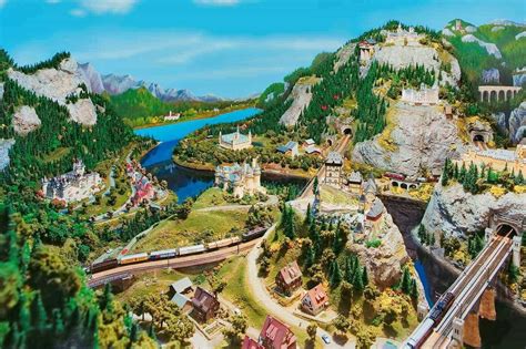 Amazing Miniature World Art Design Taken from Pinterest - Live Enhanced