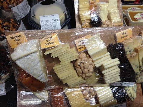 Wegmans Cheese And Cracker Tray