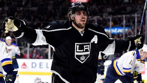 Anze Kopitar, Kings strike 8-year, $80-million US deal | CBC Sports