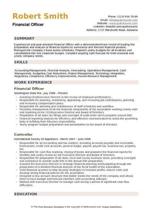 Financial Officer Resume Samples | QwikResume