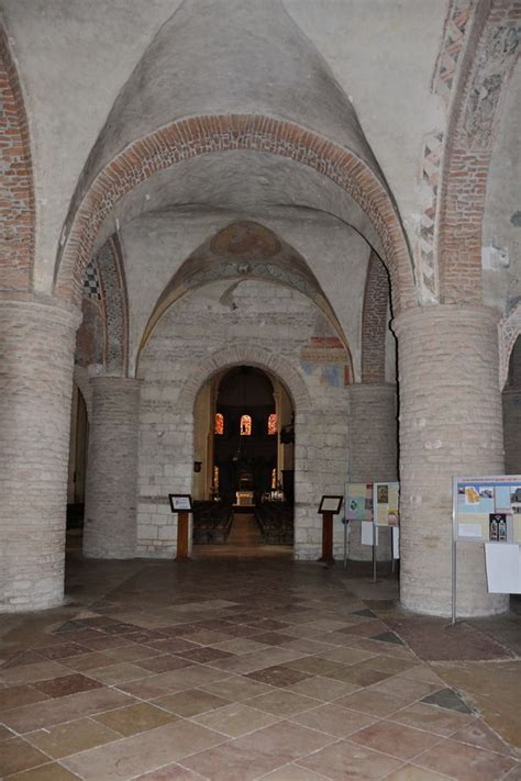 A Glossary of Romanesque Architecture: Avant-nef (narthex)