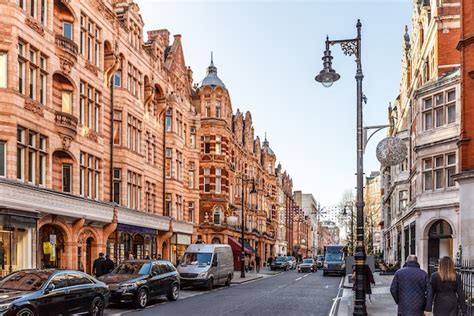 Mayfair – Find the Best Restaurants and the Top Things To Do