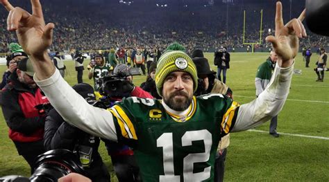 Aaron Rodgers is the MVP, NFL executives say overwhelmingly in poll ...