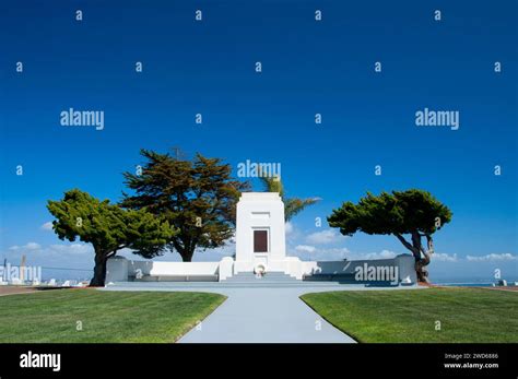 Gettysburg Address monument, Fort Rosecrans National Cemetery, San ...