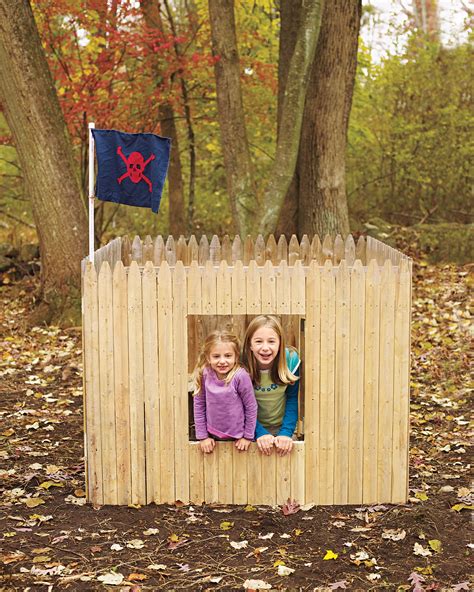 Building An Outdoor Wooden Fort - Wooden Home