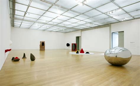 Anish Kapoor : Manchester Art Gallery 2011