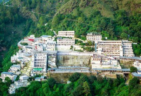 Vaishno Devi Temple, Katra Vaishno Devi - Timing, History & Photos