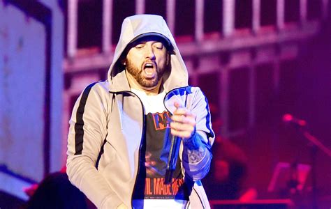 This comedian has absolutely nailed Eminem's rapping style in 2018