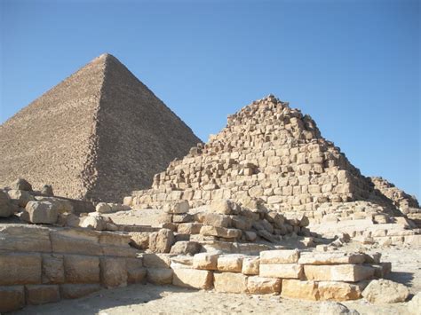 Great_Pyramid_of_Cheops_-_WikiArquitectura_282229 - WikiArquitectura