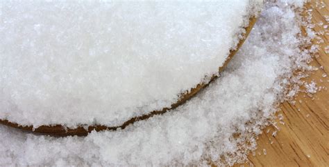 Epsom Salt Benefits, Uses and Side Effects - Dr. Axe