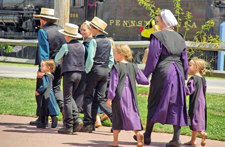 The difference between Amish and Mennonite | Amish Country Gazebos