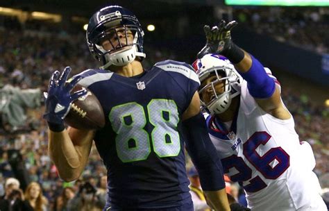 Watch: Jimmy Graham’s two one-handed TD grabs put Seahawks over Bills | The Seattle Times