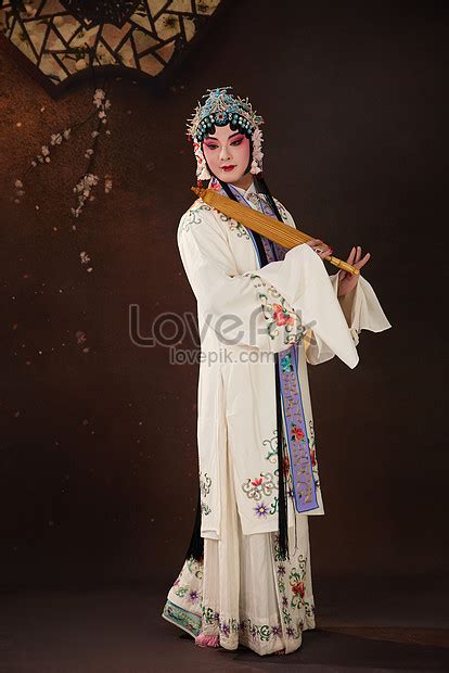 Beautiful Kunqu Opera Costume With Umbrella Picture And HD Photos ...