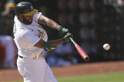 A’s Elvis Andrus says slow start ‘humbling,’ aims to work through it