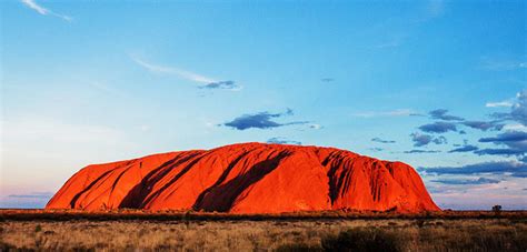 Uluru Holidays & Travel Guide