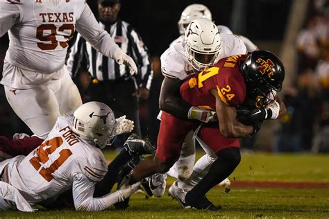 Texas football beats Iowa State: Our staff takeaways from the Longhorns ...