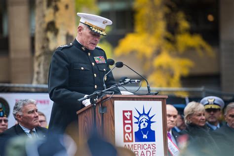 Marines take over NYC for Veterans Day > United States Marine Corps ...