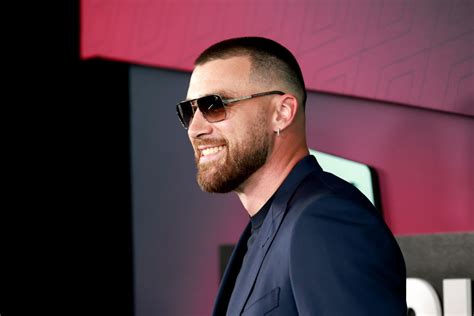 Mainstream Media Is Getting Called Out For Crediting Travis Kelce With Making A 'Fade' Haircut ...