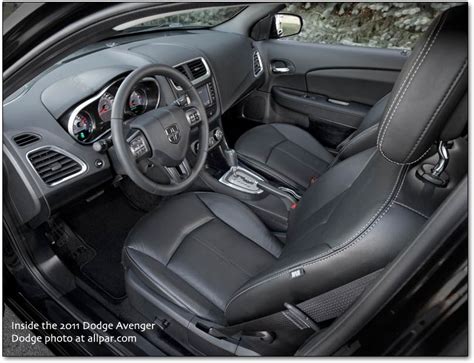 DODGE AVENGER - dodge-avenger_interior_6.jpg