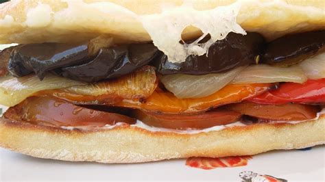 Cari's Vintage Kitchen: Italian Roasted Vegetable Sandwich