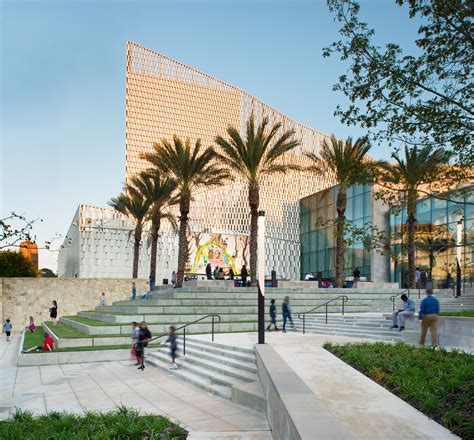 San Antonio Tobin Center for the Performing Arts Wins Global Award for Excellence | ArchDaily