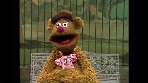 The Muppet Show - 117: Ben Vereen - Intro (1976) - YouTube