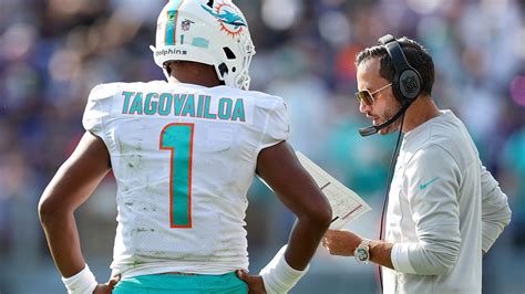 Dolphins' Mike McDaniel details the 'f--- it' play, words of ...