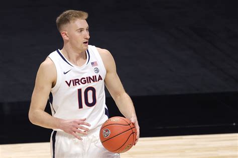 NCAAM: Virginia’s Sam Hauser named ACC Player of the Week - Streaking ...