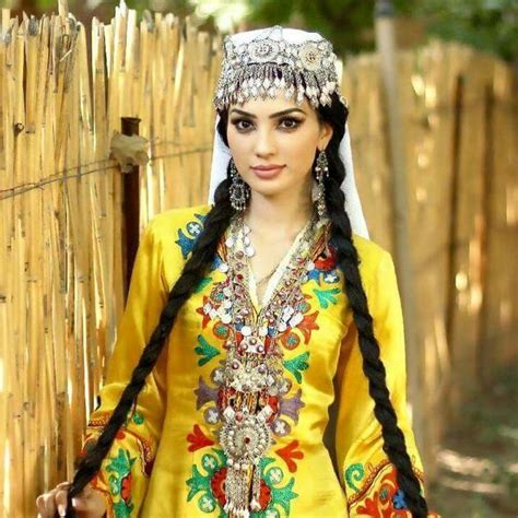 Tajik Dresses | Beautiful costumes, Traditional outfits, Traditional ...