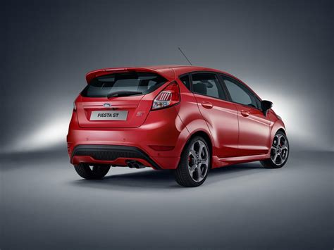 2017 Ford Fiesta ST Five-Door Introduced In Europe - autoevolution