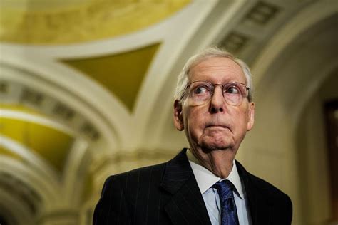 Mitch McConnell to step down as Senate GOP leader after November ...