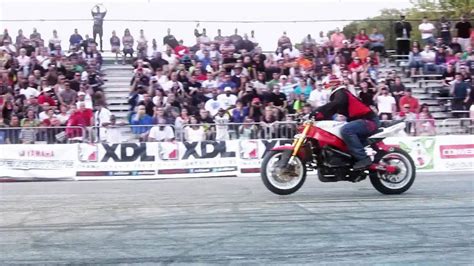 World's best motorcycle stunt rider - YouTube