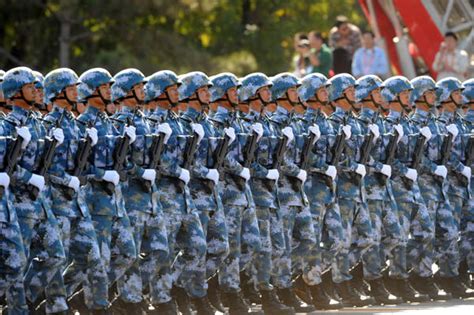 Chinese Marines perform desert training | SOFREP