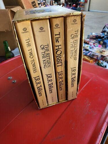 1978 J.R.R.Tolkien Lord of The Rings Lotr Gold Foil Box Set 4 Books ...