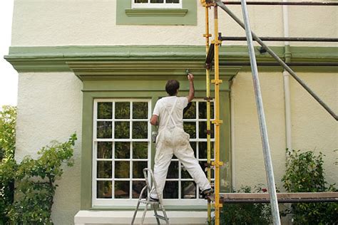 160+ House Painter Scaffolding Painting Building Exterior Stock Photos, Pictures & Royalty-Free ...