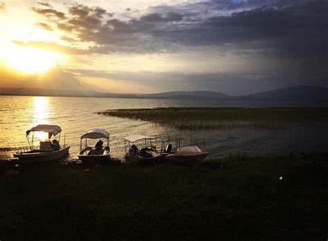 Lake Hawassa. Ethiopia. photo by @habeshatakeover | Places to travel ...