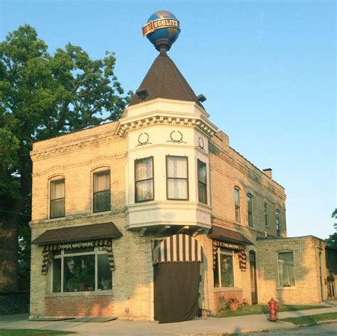 This Just Might Be The Most Iconic Restaurant In All Of Wisconsin ...