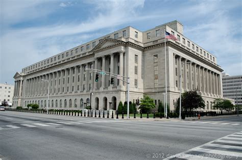 Gene Snyder U.S. Courthouse & Customhouse | This building is… | Flickr